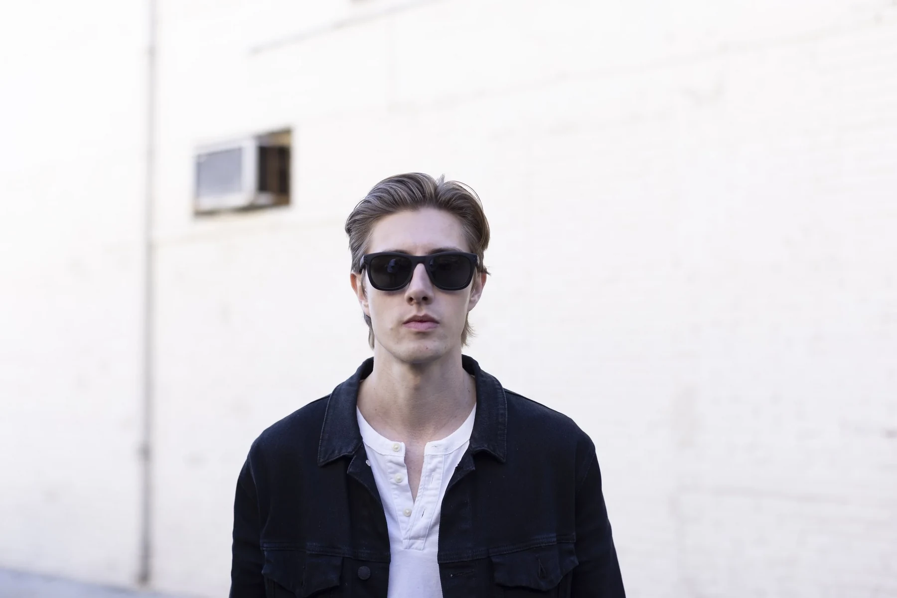 Knows Eyewear campaign sample 12