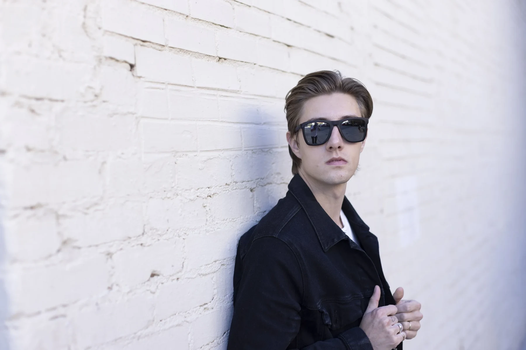 Knows Eyewear campaign sample 6